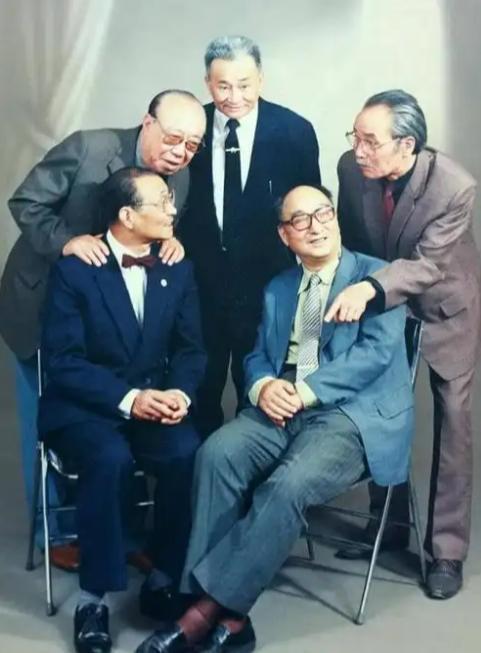 好资本71岁的陈佩斯终于扬眉吐气!新葡京娱乐和央视硬刚宁可退圈也不讨(图17) 好资本71岁的陈佩斯终于扬眉吐气!新葡京娱乐和央视硬刚宁可退圈也不讨(图17)